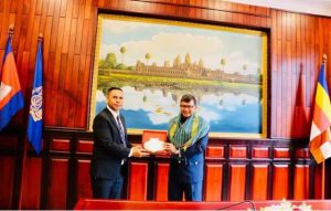 Cambodia wish to offers scholarships to Timorese students