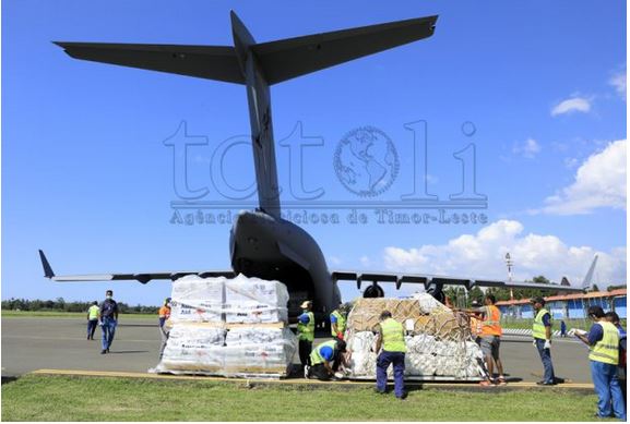 Australia transports 30 tonnes of humanitarian aids to Timor-Leste