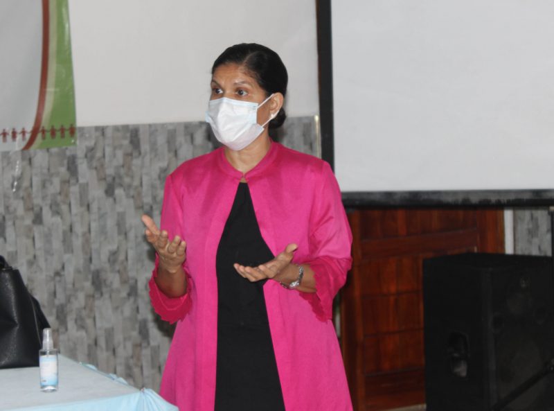 QRF helps technique ttudents to perform swab test alleviate range COVID-19