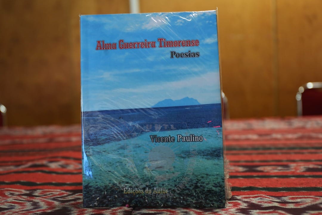 Local Author releases poetry book that recalls the struggle of heroes, reflects TL’s political situation