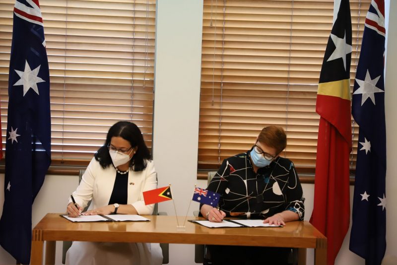 Minister of Foreign Affairs Adaljiza Magno meets her Australian counterpart Marise Payne