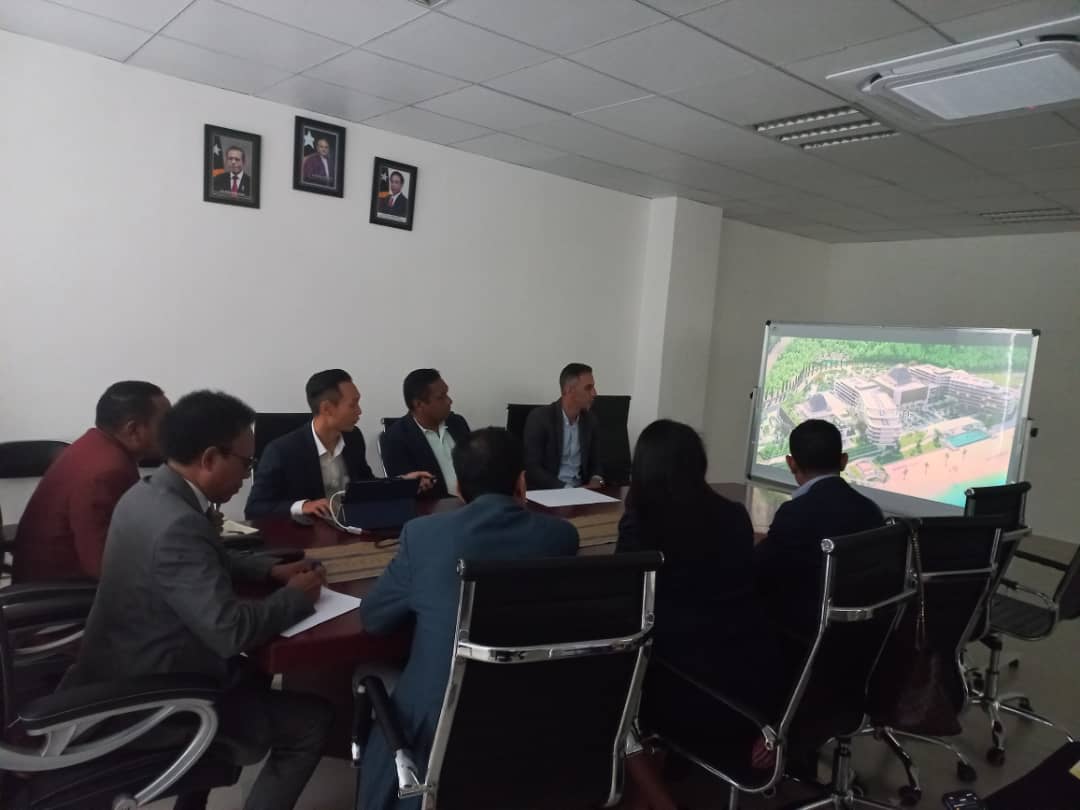Pelican Paradise presents a design of the five starts hotel to Government MoEAC