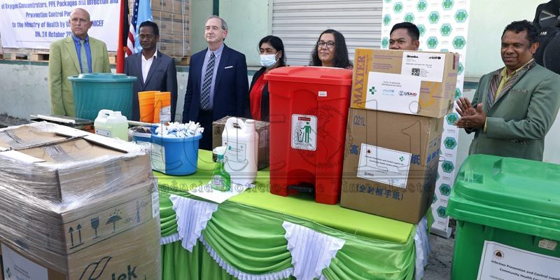 USAID and UNICEF handed over 50 Oxygen Concentrators and PPE items to MoH