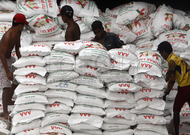 Govt hasn’t done enough to address soaring rice prices, say local rice retailers
