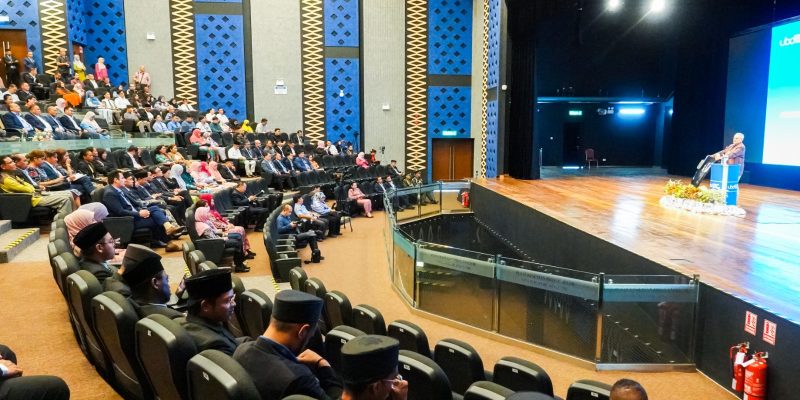 Horta delivers lecture at University of Brunei Darussalam