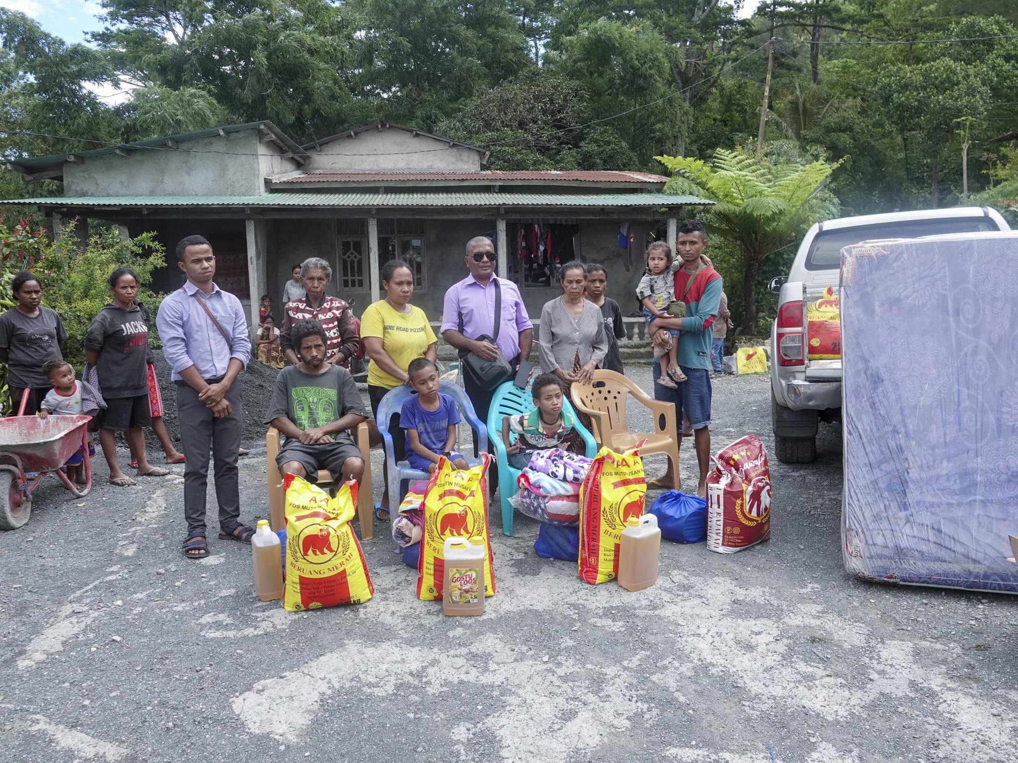 Presidency of the Republic provides basic needs to people with disabilities in Bobonaro