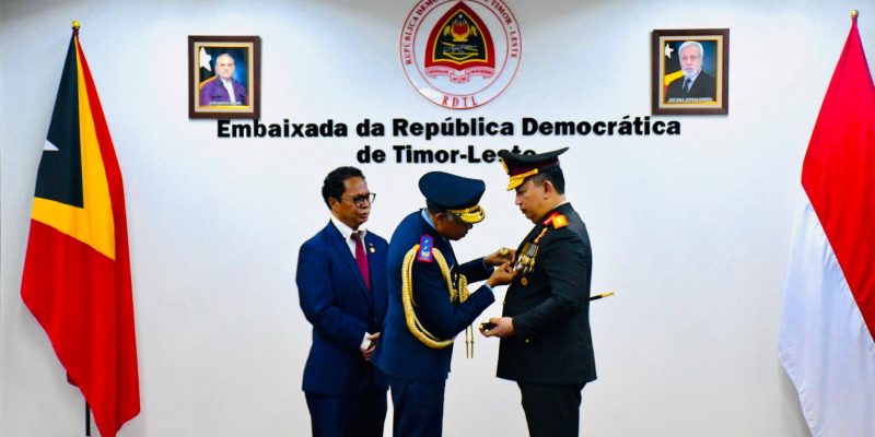 Chief of Indonesian National Police awarded the Order of Timor-Leste