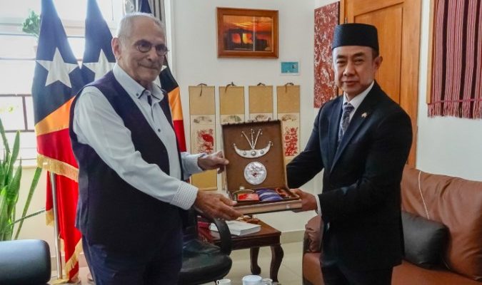 President Horta Awards the Collar of the Order of Timor-Leste to Brunei Ambassador