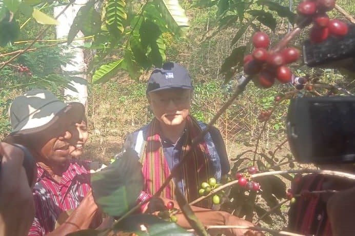 ADB President Highlights Impact of Coffee and Agroforestry Project During Visit to Aileu