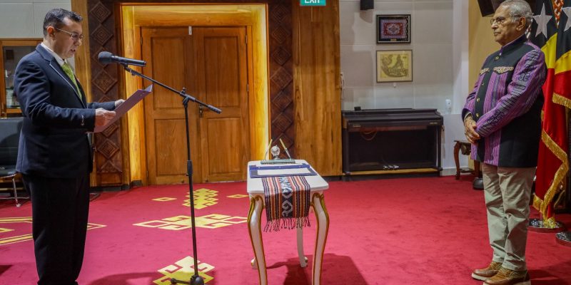 Ivo Valente Sworn in as Timor-Leste’s Ambassador to Angola