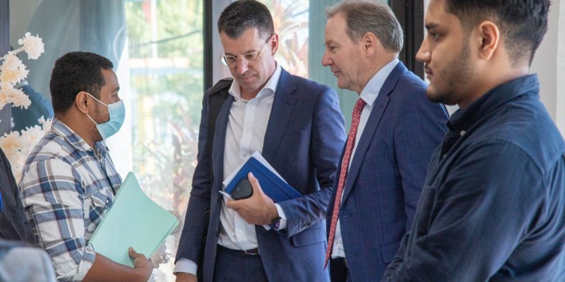 Minister Monteiro, Santos Executives Discuss Bayu-Undan and CCS Collaboration