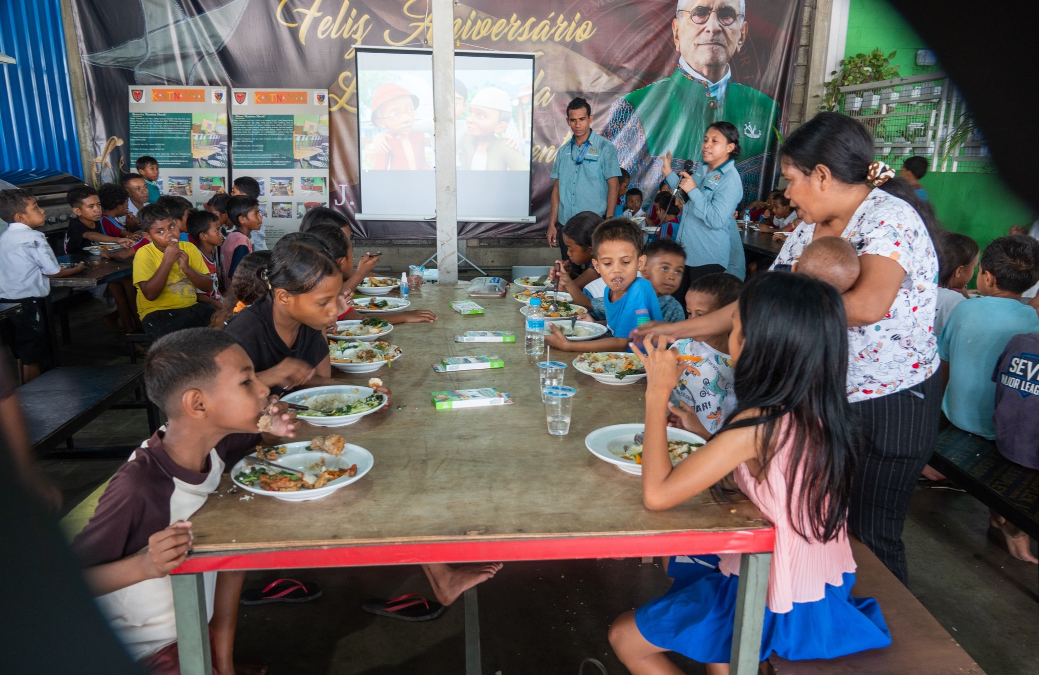 Presidential Palace Open Ai-Han Timor Night Market Brings Food, Music, Games, and Community Together