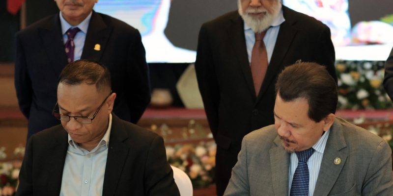 Govt and private sector agree on five commitments to promote economic development