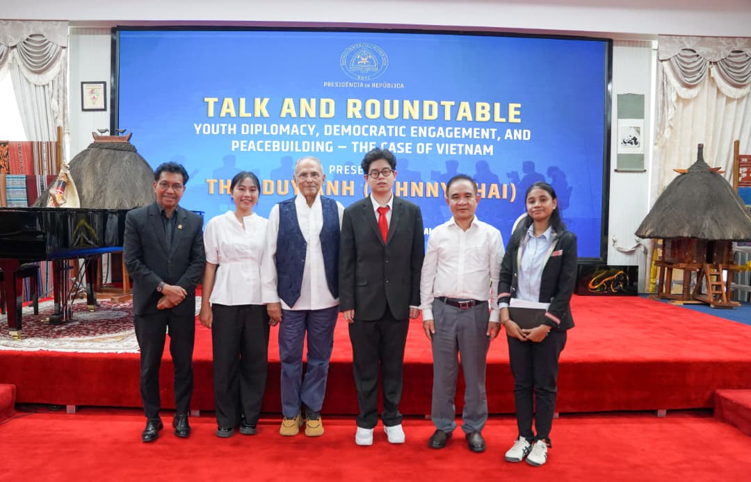 President Ramos-Horta hosts Vietnamese youth journalist for roundtable on youth diplomacy, democratic engagement and peacebuilding