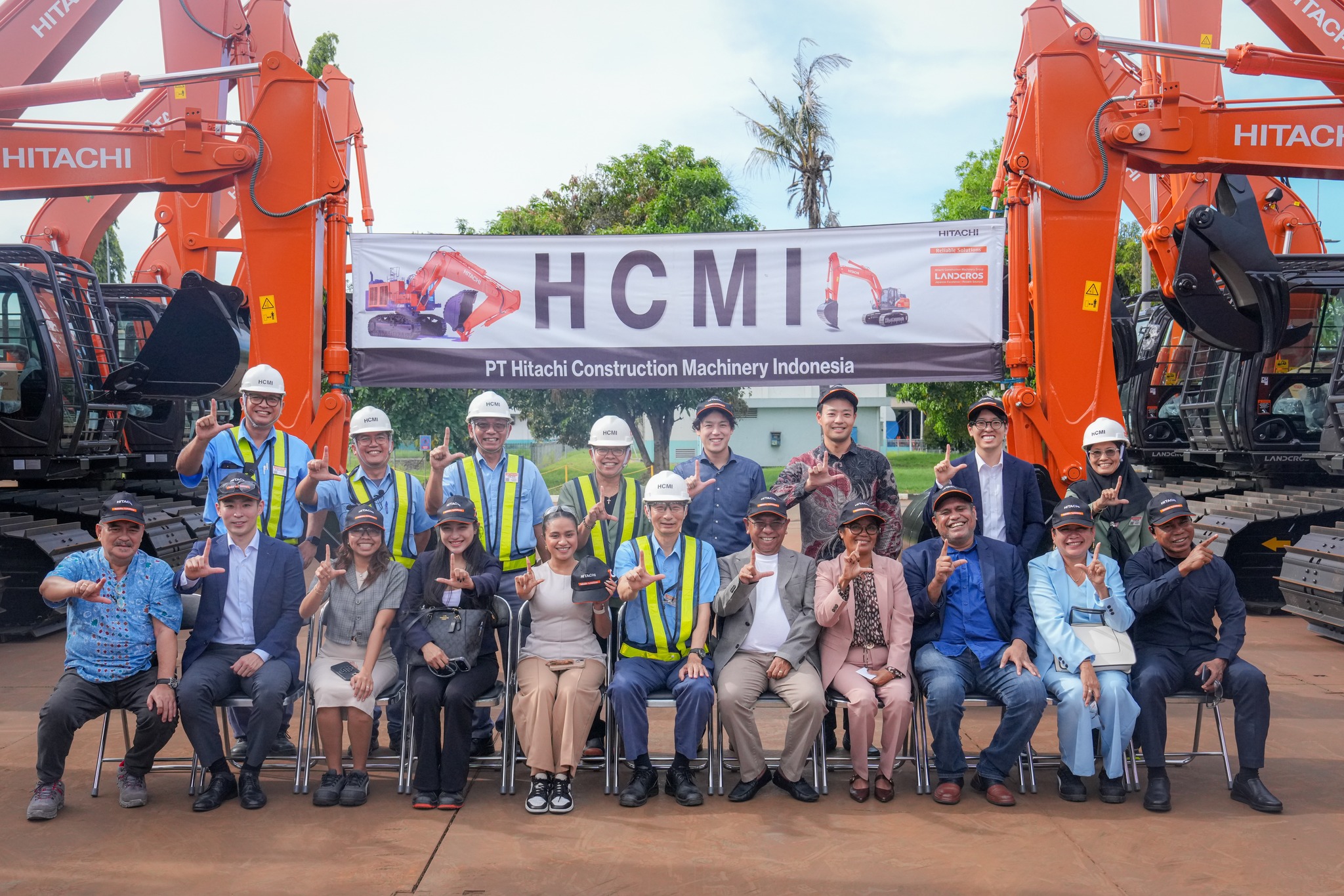 Minister of Public Works visits Indonesia to strengthen heavy equipment management and maintenance capacity