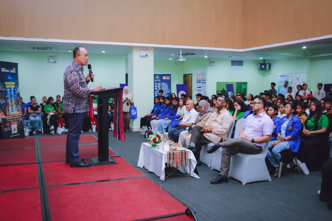 Malaysia Education Fair in Dili attracts over 400 students