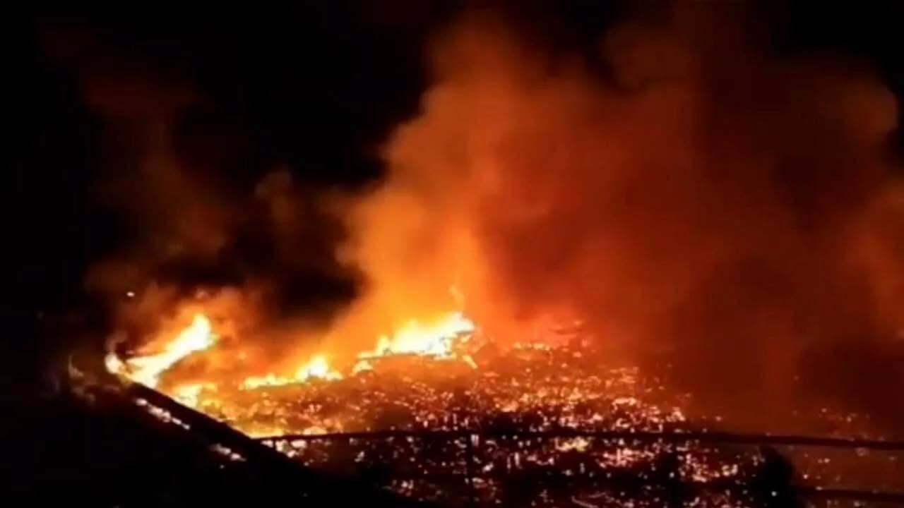 Thousands displaced after fire destroys 1,000 stilt homes in Malaysia’s Sabah