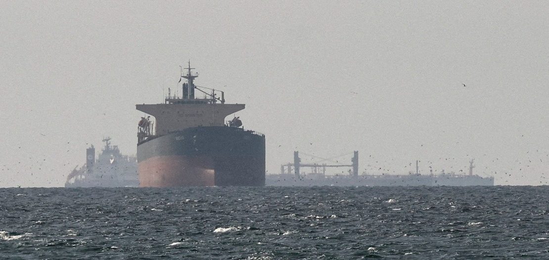Oil prices plunge after Iran announces Strait of Hormuz completely open to commercial shipping