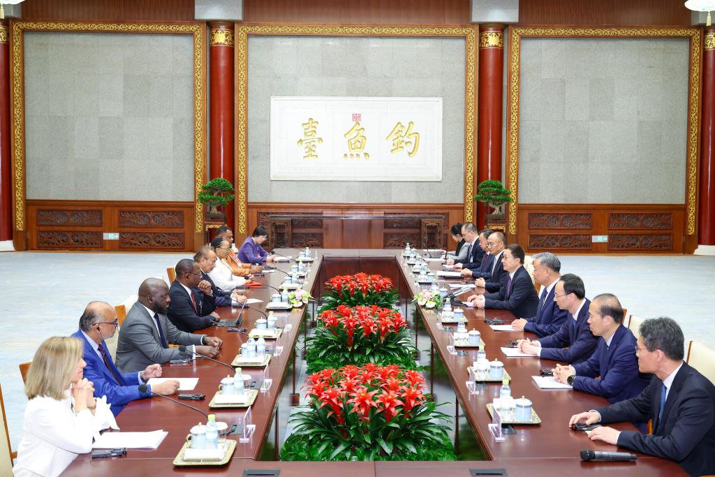 Vice Prime Minister Kalbuadi Lay attends the Third High-Level Conference of the Forum on Global Action for Shared Development