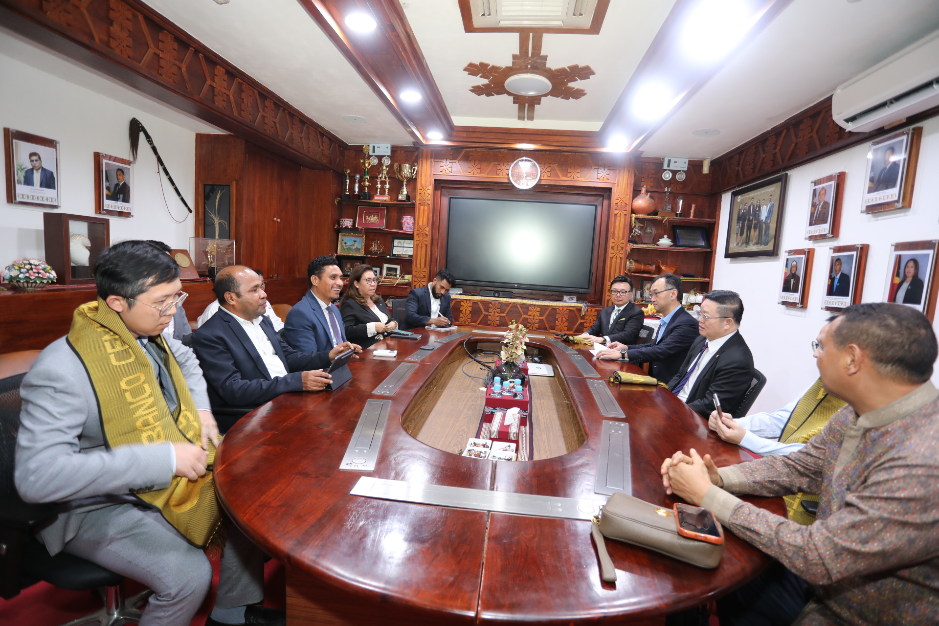 ASEAN Secretary-General pays courtesy call on BCTL Governor