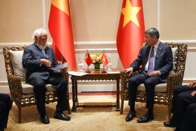 Lê Minh Hưng invites Xanana Gusmão to visit Vietnam during bilateral talks in Cebu
