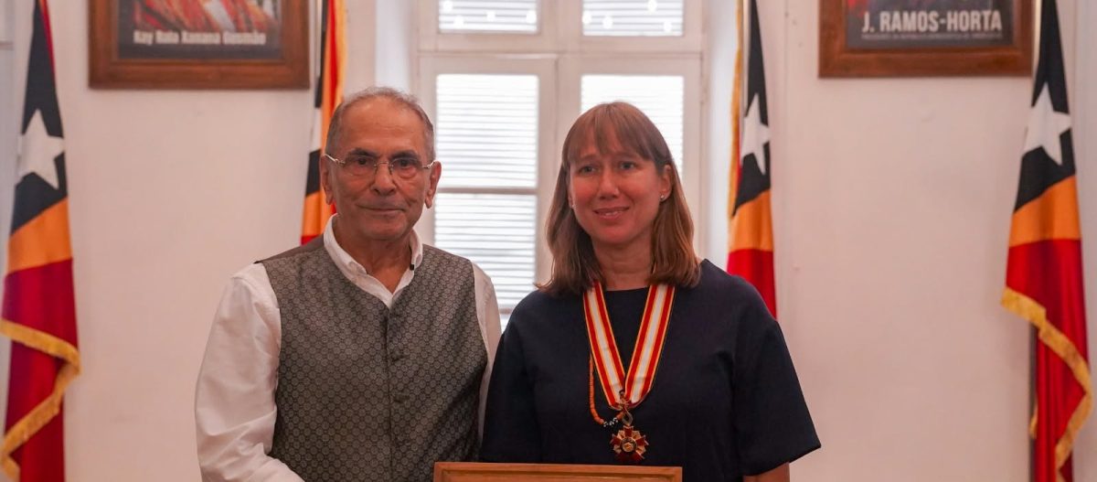 President Ramos-Horta bestows Collar of the Order of Timor-Leste on Country Director of ADB in Timor-Leste