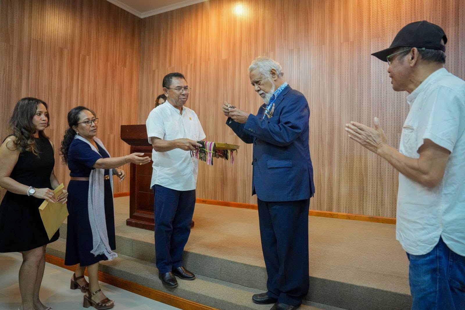 Prime Minister Gusmão inaugurates the OJETIL Headquarters
