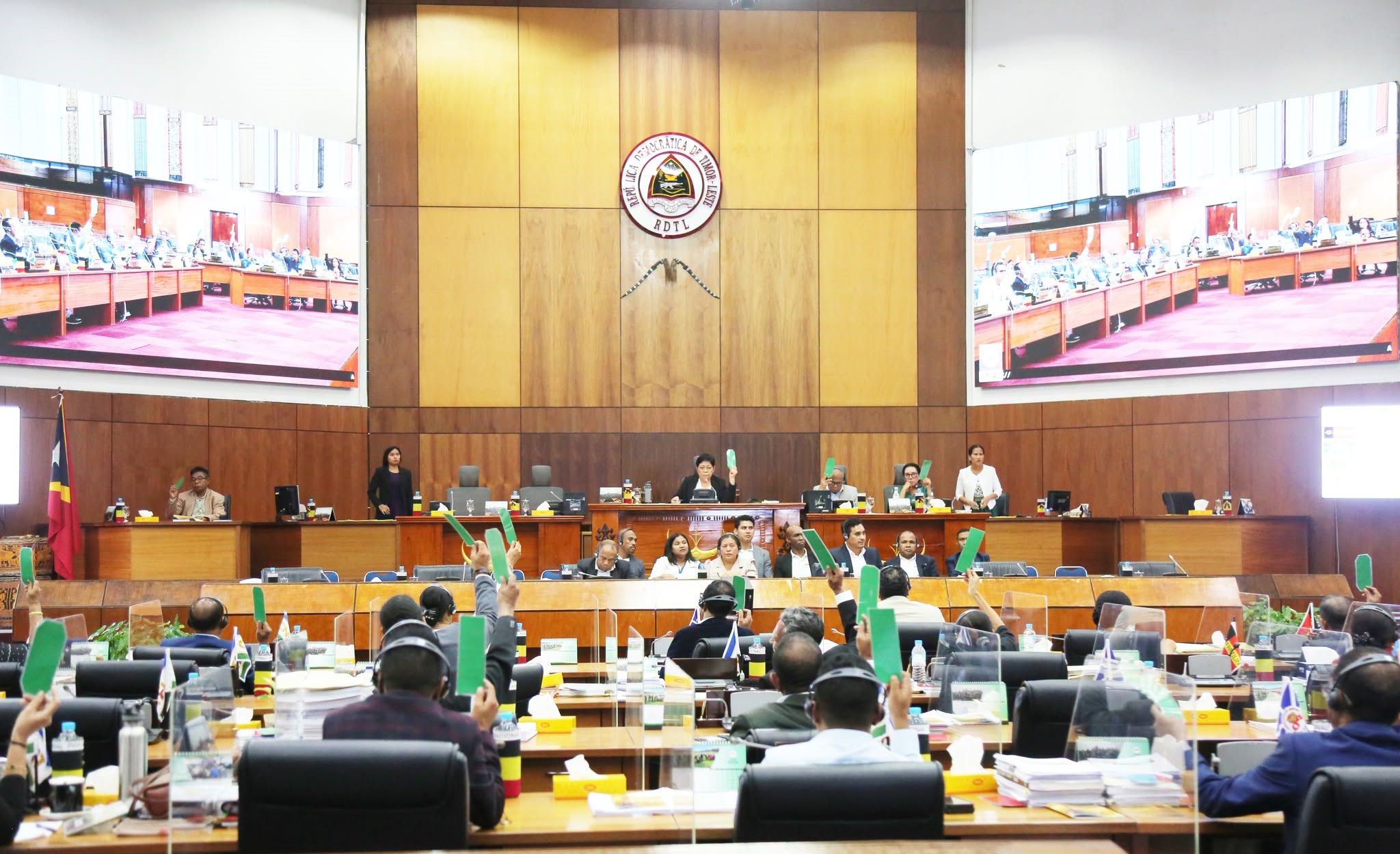 National Parliament approves general framework for the financial system and banking activities